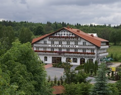 Hotel Dwór Bartnika (Narewka, Poljska)