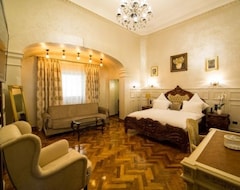 Khách sạn Hotel 5 Continents (Craiova, Romania)