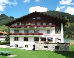 Khách sạn Haus Lusspark (Lermoos, Áo)