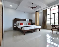 Capital O 44358 Hotel Vihar Deluxe (Ratnagiri, Indija)