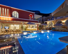 Khách sạn Hotel Blue Sea (Kamari, Hy Lạp)