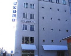 Otel Leopold (Münih, Almanya)