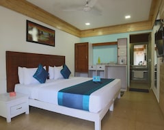 Tahira Ashwem Beachfront Hotel (Morjim, India)