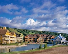 Khách sạn Hilton Grand Vacations Club Blue Mountain Canada (Collingwood, Canada)