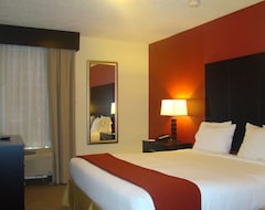 Holiday Inn Express New Albany, an IHG Hotel (New Albany, USA)