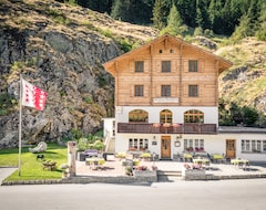 Hotel Breithorn (Blatten, Switzerland)