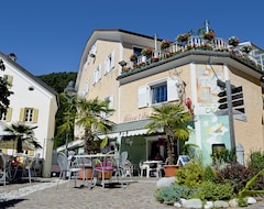 Hotel Weisse Lilie (Mühlbach, İtalya)