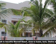 Casa/apartamento entero 6 Min Walk To Beach, Buses, Taxis, Near Stores, Oistins, The Gap. A/C And Wi-F (Oistins, Barbados)