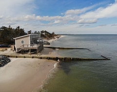 Hele huset/lejligheden Family Beachfront Cottage With Endless Bay Views, Built In 2016 (Port Haywood, USA)