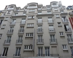 Khách sạn Hôtel Ambassadeur (Paris, Pháp)