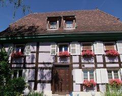 Bed & Breakfast Chambres d'hotes "Aux Portes de l'Alsace" (Suarce, Pháp)