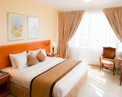 Sandy Beach Hotel & Resort (Al Aqah, Emiratos Árabes Unidos)