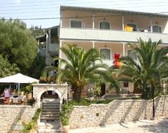 Hotel Nefeli (Agios Nikitas, Greece)