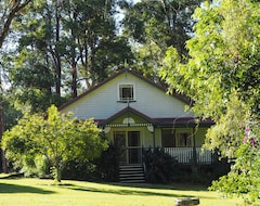 Hotel Telegraph Retreat Cottages (Port Macquarie, Australia)