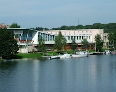 Khách sạn Amstel Hattyu Fogadó (Győr, Hungary)