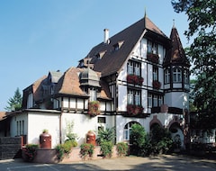 فندق Restaurant Waldhaus (Birsfelden, سويسرا)