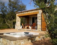 Toàn bộ căn nhà/căn hộ Dry stone cottage with outdoor spa, quietness guaranteed (Granace, Pháp)