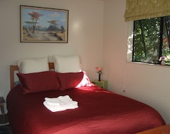 Hotel Jade Owl Bed And Breakfast (Blenheim, Novi Zeland)