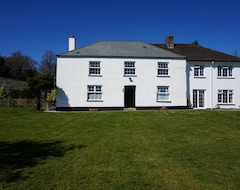 Hotelli Leworthy Farmhouse (Holsworthy, Iso-Britannia)