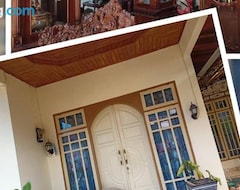 Toàn bộ căn nhà/căn hộ Fermana Homestay (Painan, Indonesia)