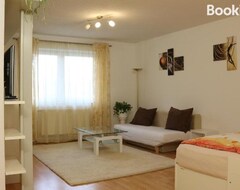 Toàn bộ căn nhà/căn hộ Wohnung Im Erdgeschoss (Bietigheim-Bissingen, Đức)