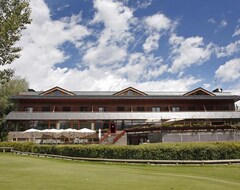 Otel Chalet Del Golf (Puigcerdá, İspanya)