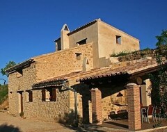 Toàn bộ căn nhà/căn hộ Self Catering Mas De L'Acordió For 6 People (Valderrobres, Tây Ban Nha)