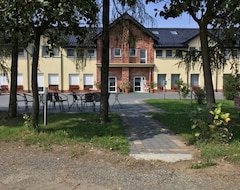 Otel Zielony Zakątek (Jarocin, Polonya)