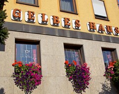 Otel Gelbes Haus (Schwäbisch Gmünd, Almanya)