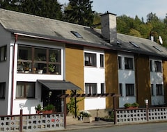Otel Landgasthof Fuchsbau (Eßbach, Almanya)