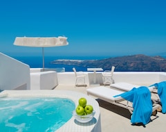 Hotel White (Imerovigli, Greece)