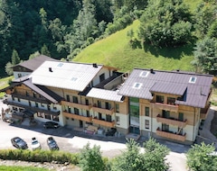 Hotel Friedlwirt-Kraftplatz Natur (Unken, Austria)