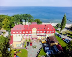 Hotel Jantar (Rewal, Poljska)