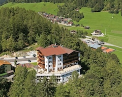 Hotelli die Aussicht (Finkenberg, Itävalta)