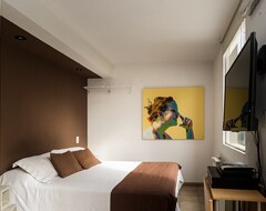 Hotel Dot Suites Mendoza (Mendoza, Argentina)
