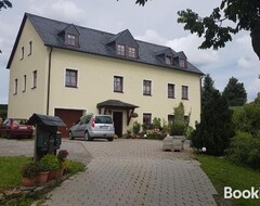 Toàn bộ căn nhà/căn hộ Strasse Des Friedens (Wolkenstein, Đức)