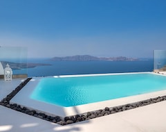 Hotel Day Dream Luxury Suites (Fira, Greece)