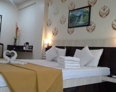 Khách sạn Hotel Tulsi Residency (Bhuj, Ấn Độ)