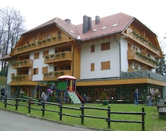 Hotel Snježna Kraljica (Zagreb, Croatia)