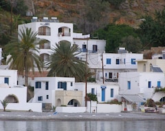 Hotel Sifis (Loutro, Yunanistan)