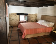 Tüm Ev/Apart Daire 3rd Floor Attic Apartment In Medieval Old Town Of Javea (Jávea, İspanya)