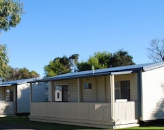 Khu cắm trại Long Jetty Caravan Park (Foster, Úc)