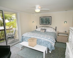 Hotel Remodeled Garden Condo, Perfect For Families, B215 - Garden Retreat (Oceanside, USA)
