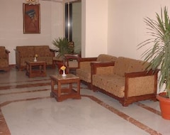 Hotel Tiba Pyramids (Cairo, Egypt)