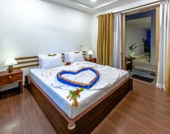 Ξενοδοχείο Hotel Dhiffushi White Sand Beach (Βόρεια Ατόλη Μαλέ, Μαλδίβες)