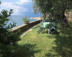 Cijela kuća/apartman Apartment Kandus B - Garden With Beautiful Views, Free Parking (Piran, Slovenija)