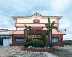 Otel RedDoorz @ Goldland Spring Resort Urdaneta City (Urdaneta City, Filipinler)