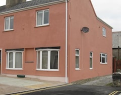 Casa/apartamento entero 94 Main Street - Pembroke Holiday Home (Pembroke, Reino Unido)