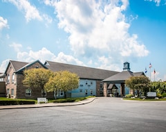 Khách sạn Comfort Inn & Suites and Conference Center (Mount Pleasant, Hoa Kỳ)