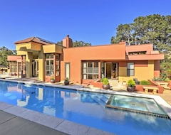 Hele huset/lejligheden New! Lavish 5br House In Corral De Tierra-monterey (Monterey, USA)